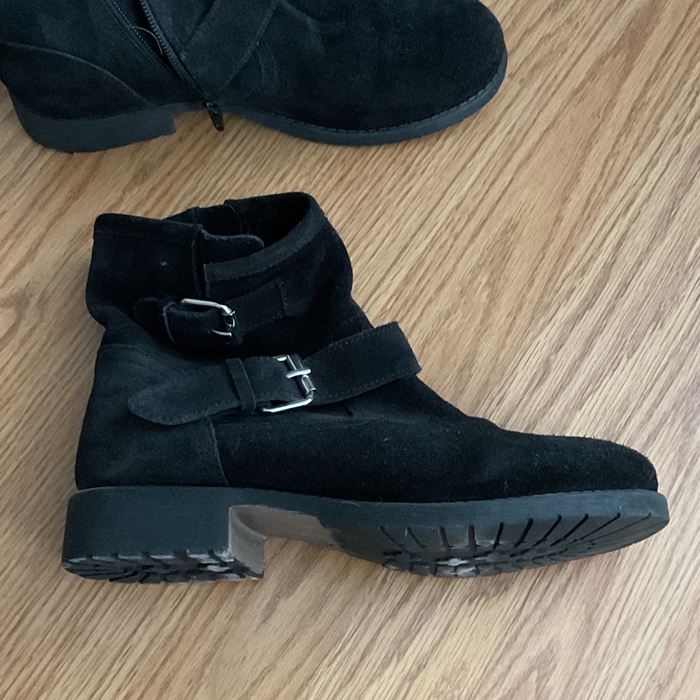 Steve Madden Black Ankle Booties